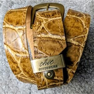 Chic Schooners Belt WOMENS SIZE 10 vtg thin brown alligator brass buckle 80s